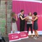 vlnr: Preisträgerinnen Lisa Großkopf und Hannah Kordes, Stifterin Eva Schobesberger, Jurorin Margit Greinöcker