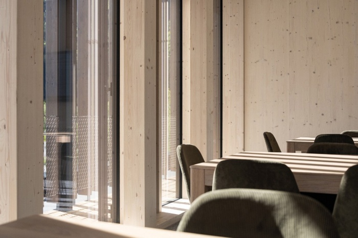 VERTIKAL · Bürogebäude Steinfeld