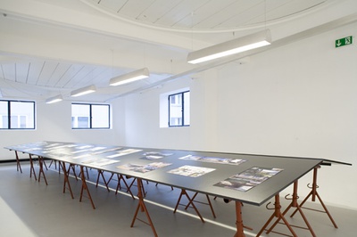 Blick in die Ausstellung "Neues Bauen in Tirol 2008"