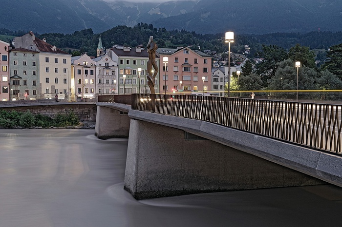 Auszeichnung des Landes Tirol für Neues Bauen 2024: Innbrücke, Sanierung, Innsbruck, 2020 – 2022 (Architektur: Rainer Köberl mit Stephan Limmer, Suna Ezra Petersen und Joachim Kröss)