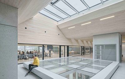 HTL Bau und Design, Aufstockung, Innsbruck, 2016 – 2021 (Architektur: ao-architekten)