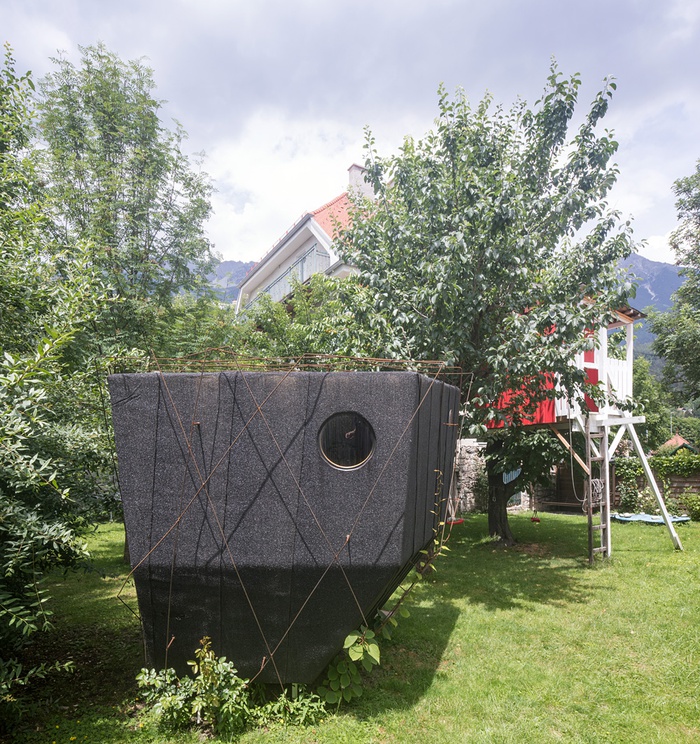 Sauna im Garten