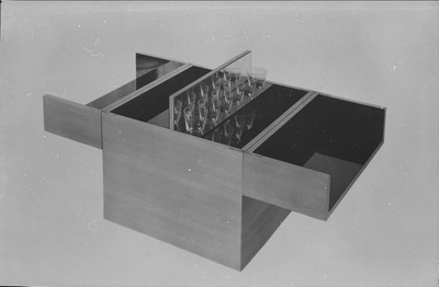 Barwürfel Garstenauers für ÖFAG Siedlung, (1959) – © Unbekannt, Salzburg Museum Barwürfel Garstenauers für ÖFAG Siedlung, (1959)