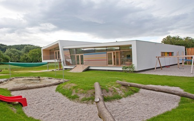 kindergarten scheiblingkirchen | kaltenbacher ARCHITEKTUR – © Foto: kaltenbacherARCHITEKTUR kindergarten scheiblingkirchen | kaltenbacher ARCHITEKTUR