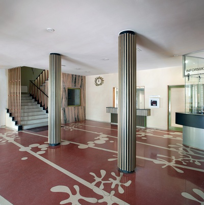 Bezirkshauptmannschaft, Horn, Arch. Karl Pelnöcker u. Franz Simlinger, 1957