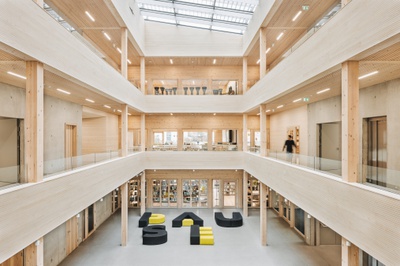 Bauherr:in: Amt der Stadt Feldkirch Immobilienverwaltungs KG
Architektur: Querformat ZT GmbH
Freiraumplanung: Heinrich Landschaftsarchitektur GmbH
Tragwerksplanung: SSD Beratende Ingenieure GmbH