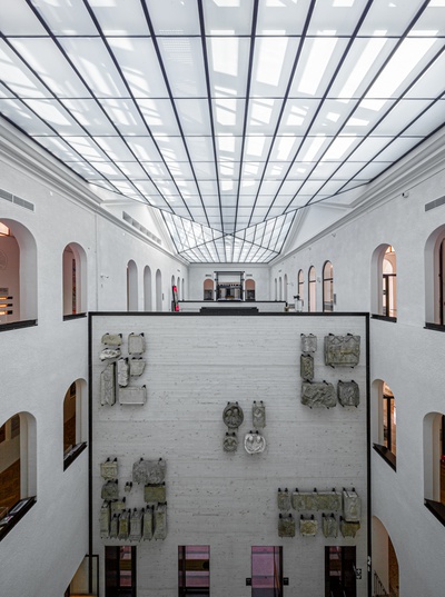 Bauherrschaft: Amt der Kärntner Landesregierung, Landesimmobilienmanagement Architektur: Winkler+Ruck Architekten, Klagenfurt/Ferdinand Certov Architekten, Graz