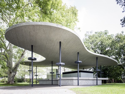 Grafenegg (N);
Catering Pavillon Wolke 7;
Bauherr_in: Grafenegg Kultur Betriebsges.m.b.H.;
Architektur: the next ENTERprise Architects ZT GmbH, Wien;
Freiraumplanung: Land in Sicht, Wien